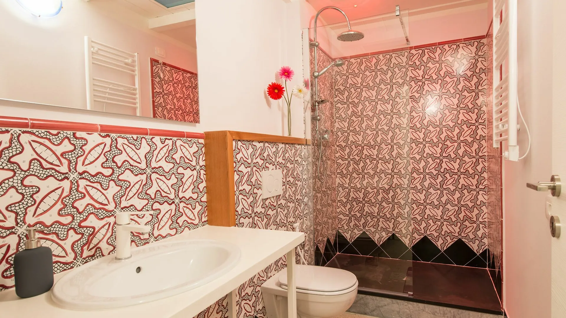 Konukevi Paravia Suite Floransa